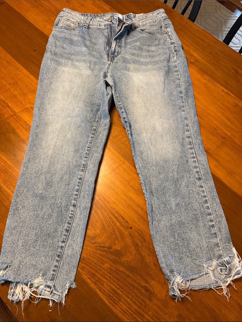 Time and Tru Light Blue Relaxed Straight-Leg Jeans